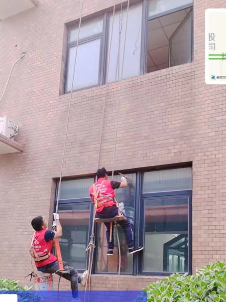 香洲承接各类窗户玻璃维修